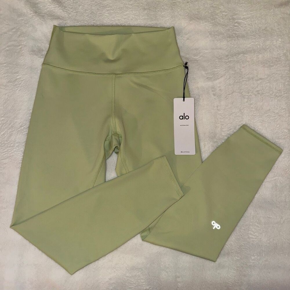 Alo Yoga Women’s Large High Rise Airlift 7/8 Ankle Leggings Iced Green Tea NWT